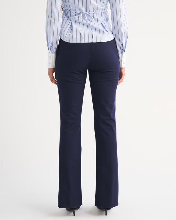 Abercrombie & Fitch - Curve Love A&F Forme Bootcut Pant