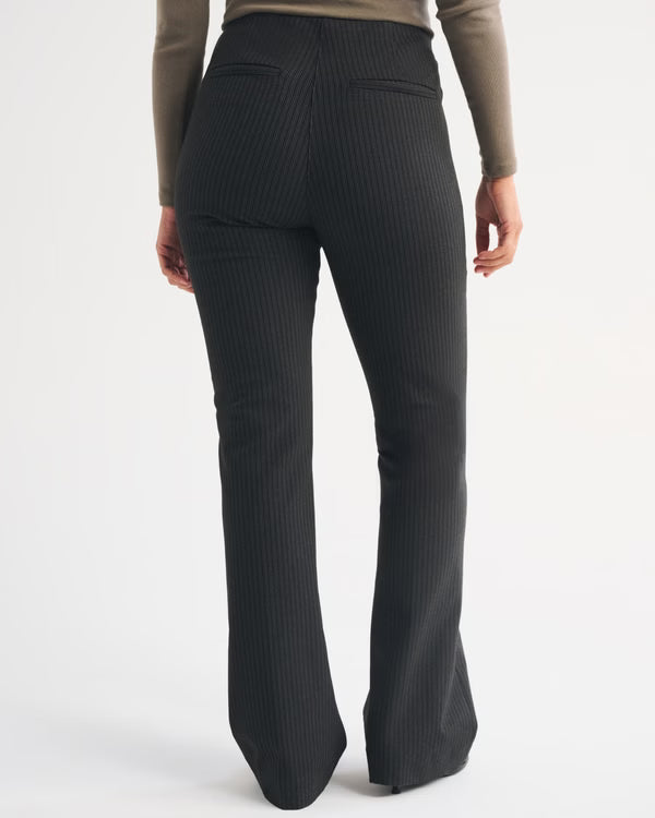 Abercrombie & Fitch - Curve Love A&F Forme Bootcut Pant