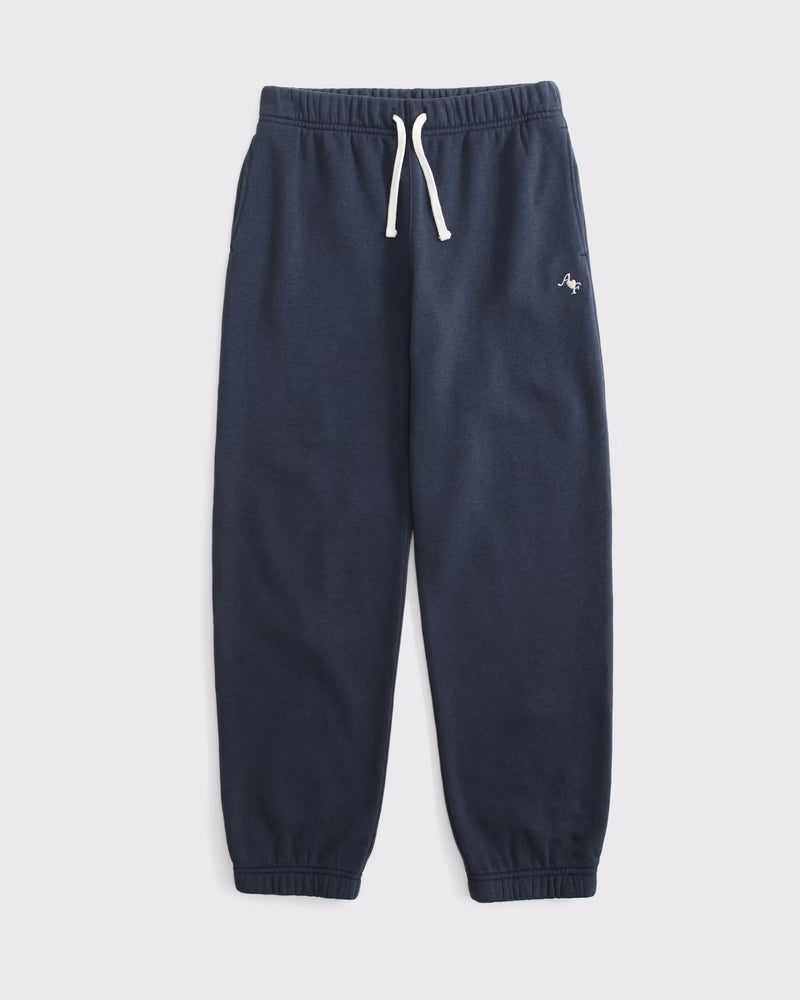 Abercrombie & Fitch - Essential Logo Baggy Jogger