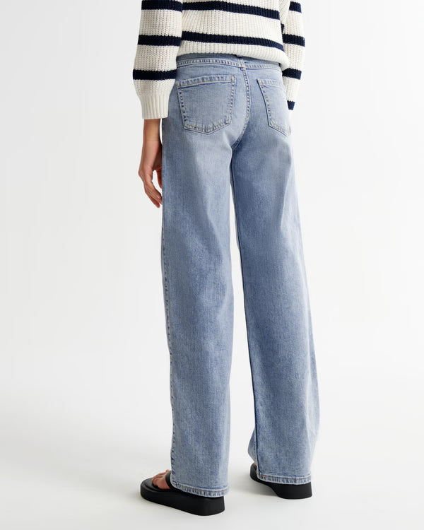 Abercrombie & Fitch - High Rise Wide Leg Jeans