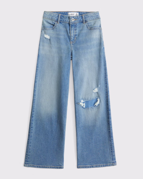 Abercrombie & Fitch - High Rise Wide Leg Jeans