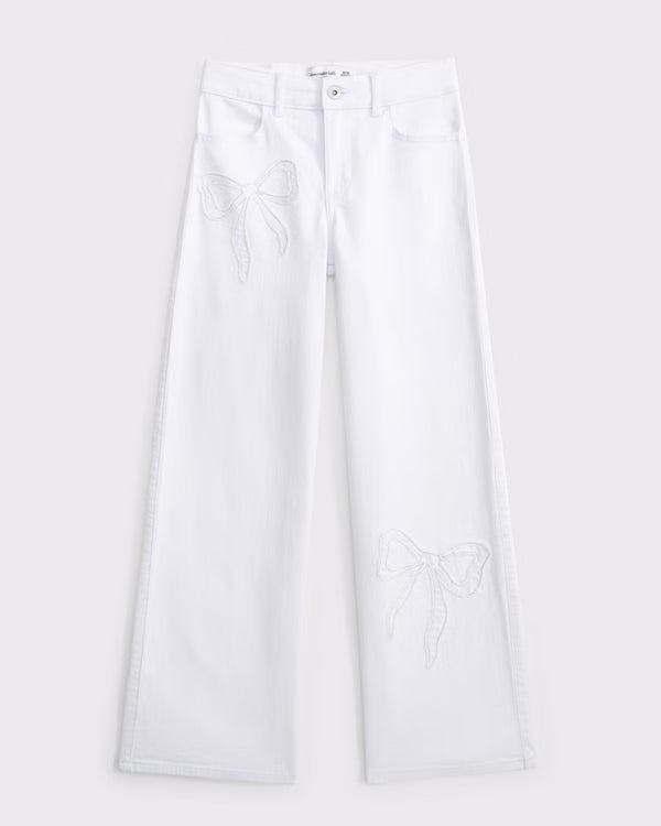 Abercrombie & Fitch - High Rise Wide Leg Jeans