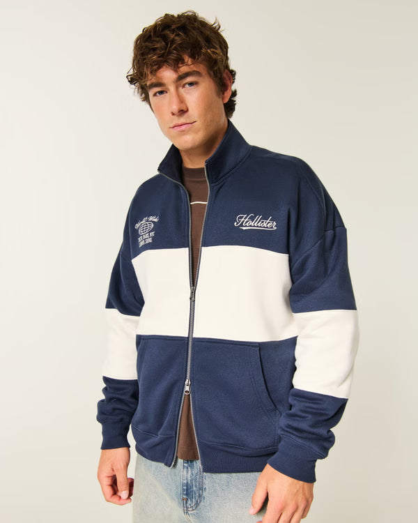 Hollister - Boxy Zip-Up Logo Sweatshirt