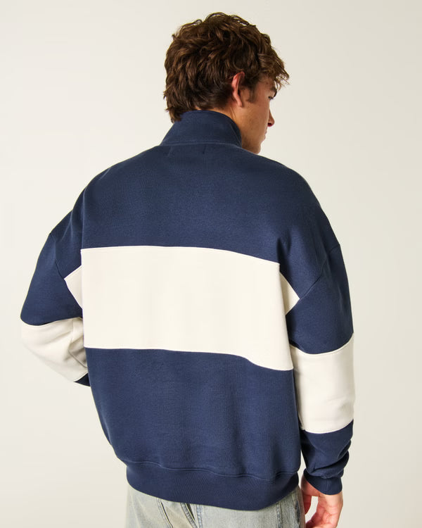 Hollister - Boxy Zip-Up Logo Sweatshirt