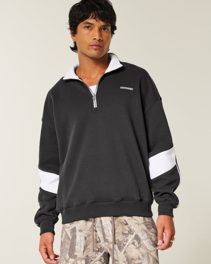Hollister - Boxy Half-Zip Logo Sweatshirt