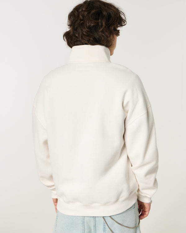 Hollister - Boxy Quarter-Zip Logo Graphic Sweatshirt