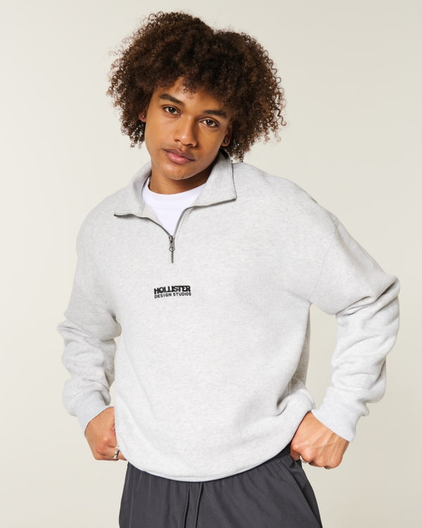 Hollister - Boxy Quarter-Zip Logo Graphic Sweatshirt