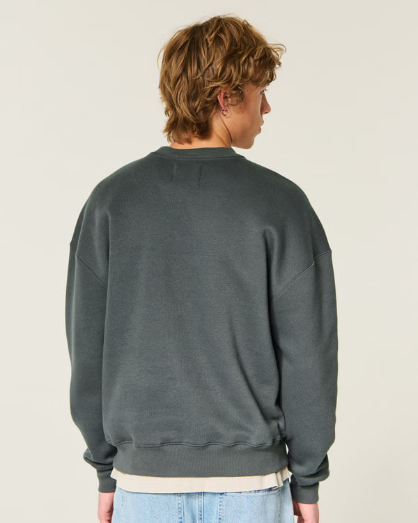 Hollister - Feel Good Boxy Crew Sweatshirt