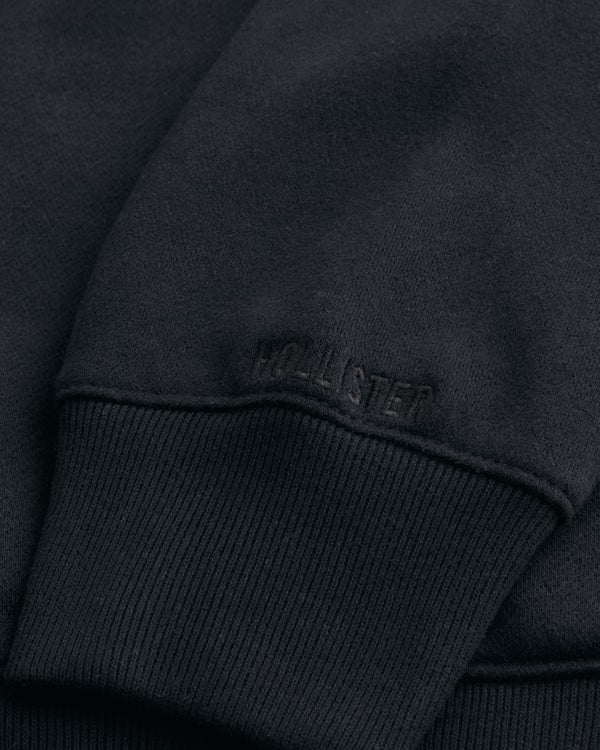 Hollister - Feel Good Boxy Crew Sweatshirt