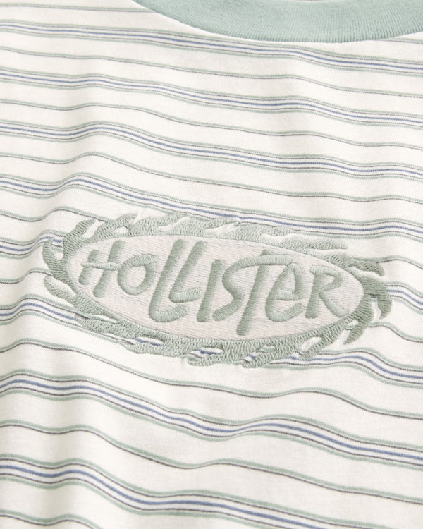 Hollister - Boxy Logo Graphic Tee