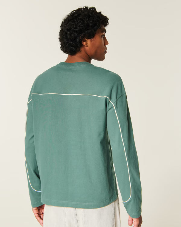 Hollister - Boxy Heavyweight Piping Logo Crew T-Shirt