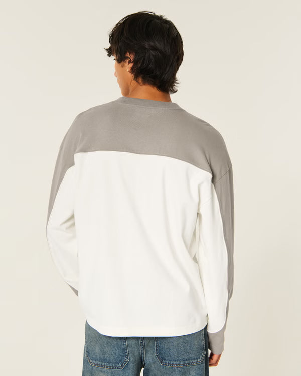 Hollister - Boxy Heavyweight Piping Logo Crew T-Shirt