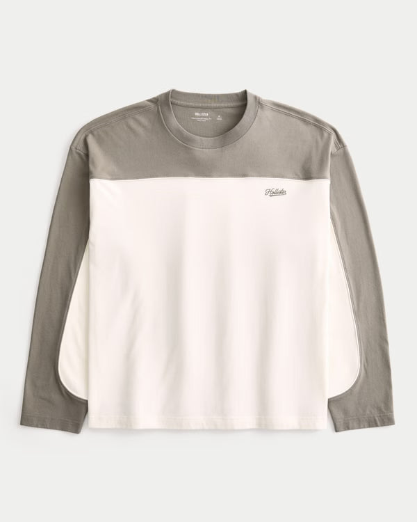 Hollister - Boxy Heavyweight Piping Logo Crew T-Shirt