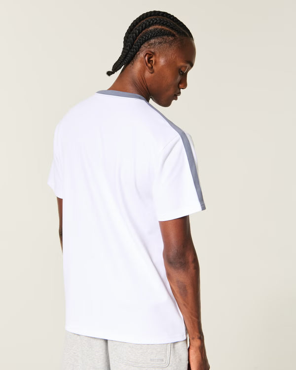 Hollister - Relaxed Everyday Tee