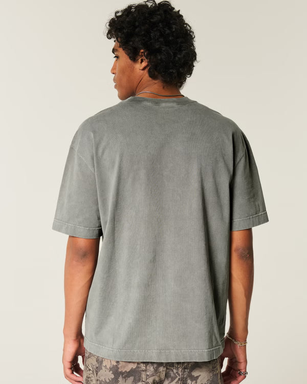 Hollister - Boxy Heavyweight Washed Cotton Crew T-Shirt