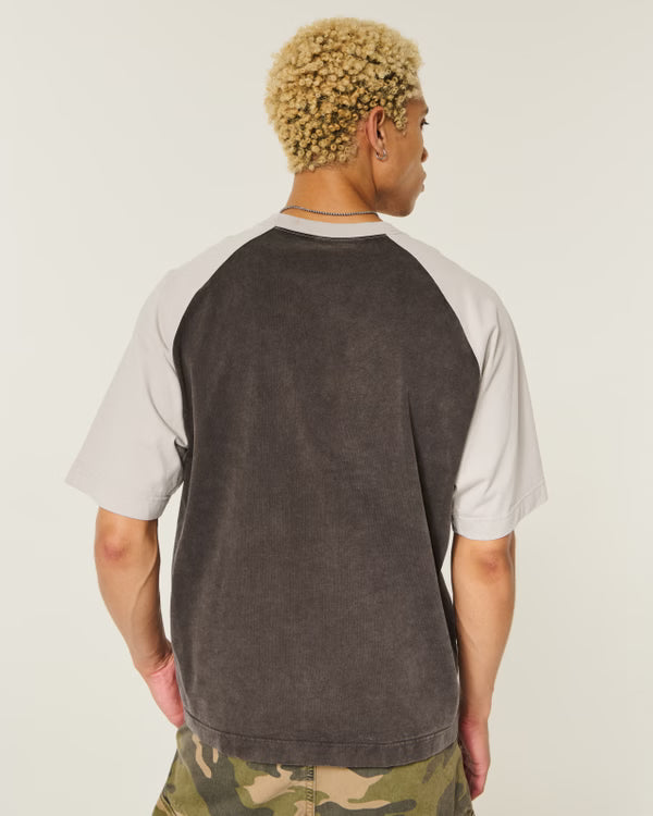 Hollister - Boxy Heavyweight Washed Cotton Crew T-Shirt