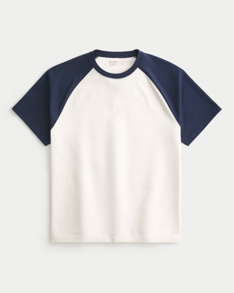 Hollister - Relaxed Everyday Tee