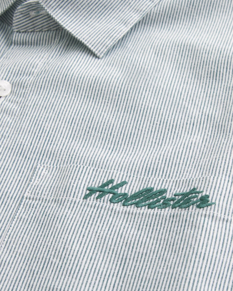 Hollister - Boxy Poplin Logo Graphic Shirt