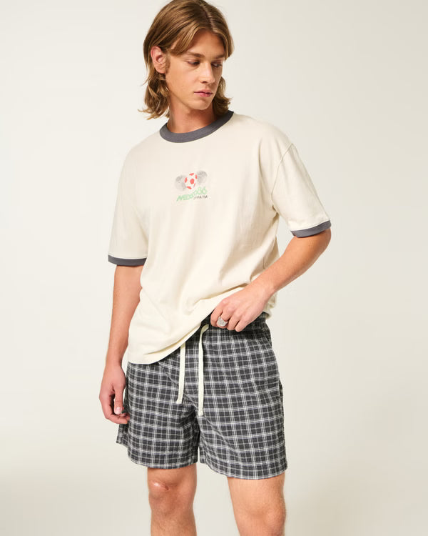 Hollister - Mid-Thigh Seersucker Pull-On Shorts