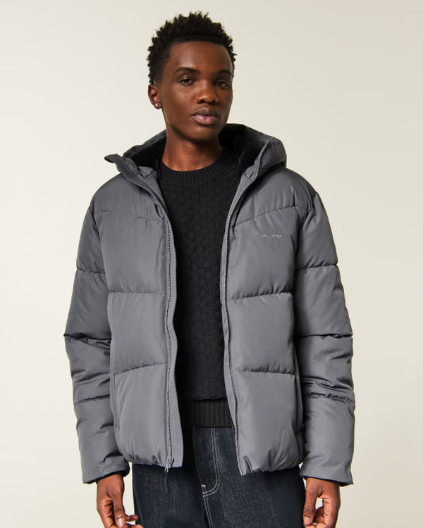 Hollister - Feel Good Faux Fur Puffer Jacket