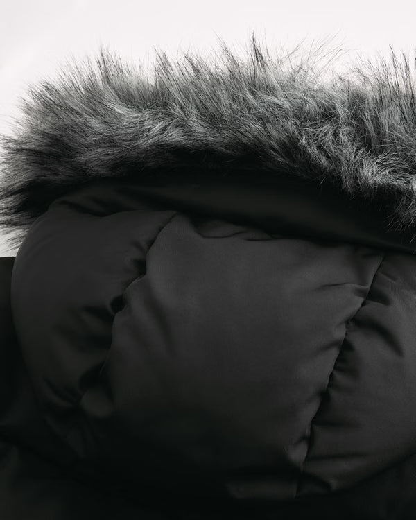Hollister - Feel Good Faux Fur Puffer Jacket