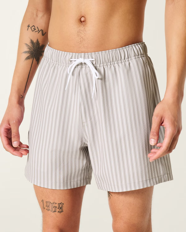 Hollister - Mid-Thigh Seersucker Swim Trunks