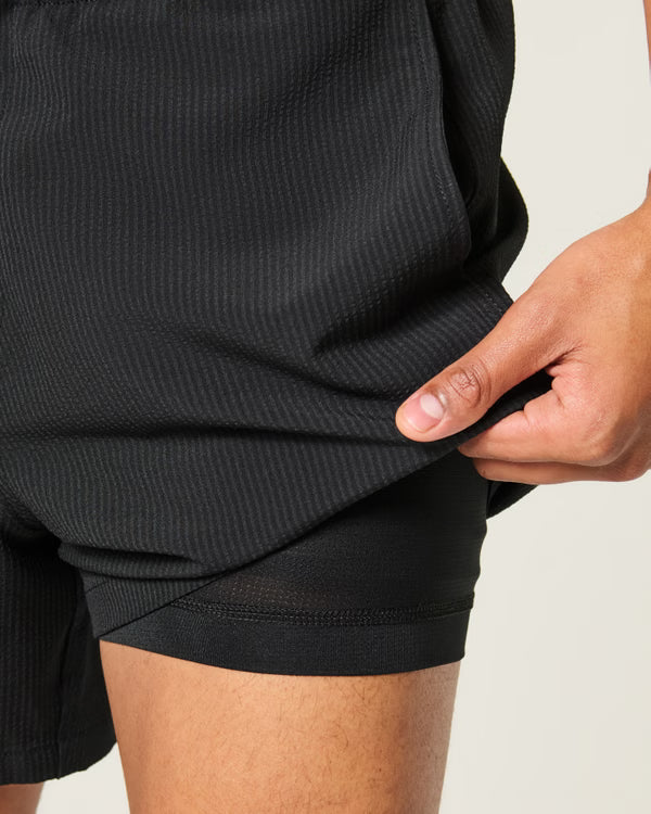 Hollister - Mid-Thigh Seersucker Swim Trunks
