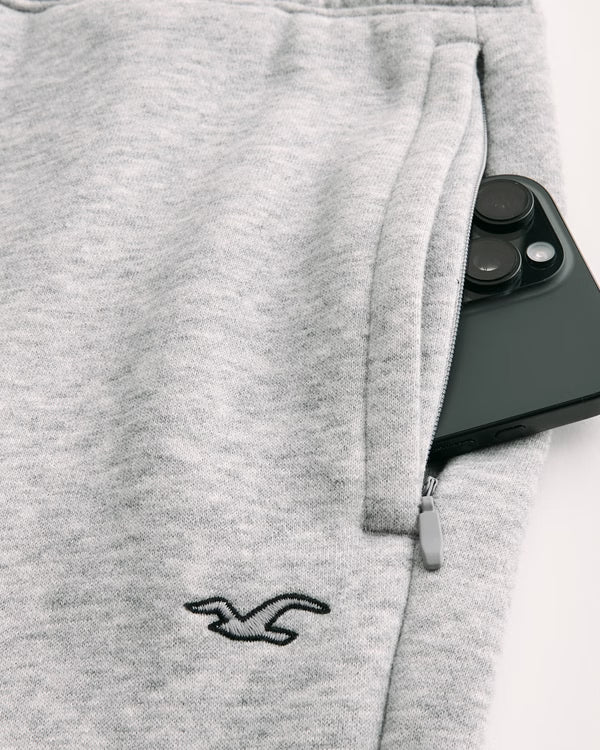 Hollister - Feel Good Relaxed Icon Sweatpants