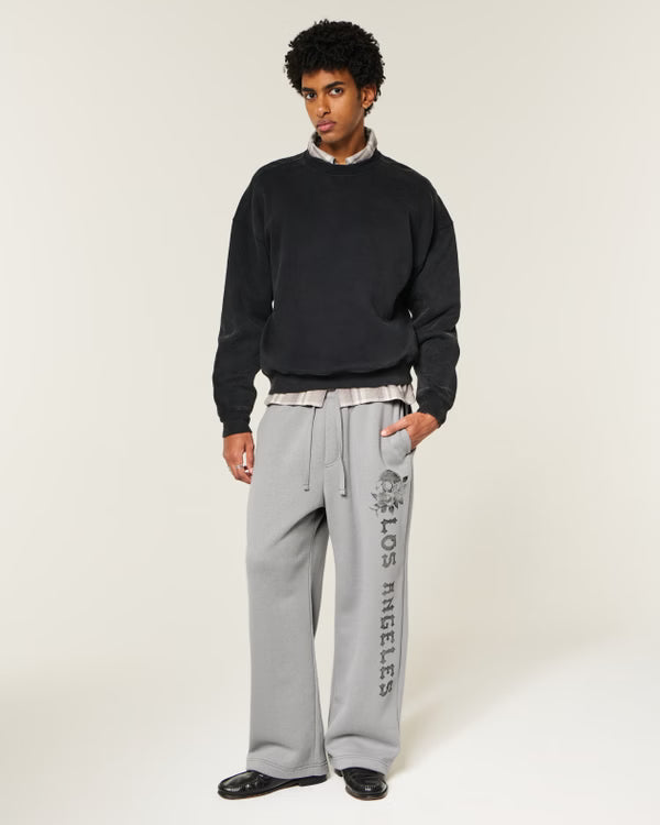 Hollister - Super Baggy Cargo Sweatpants