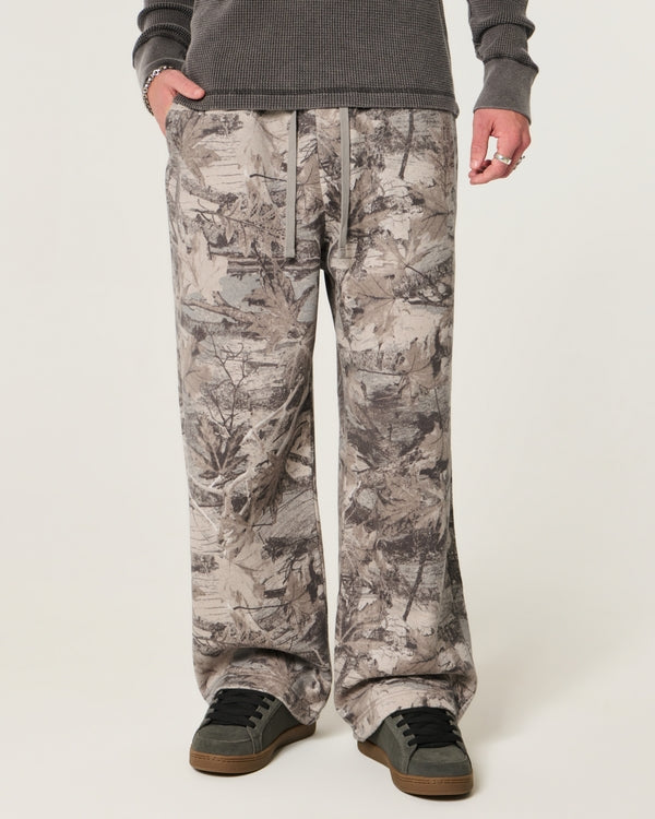 Hollister - Graphic Super Baggy Sweatpants