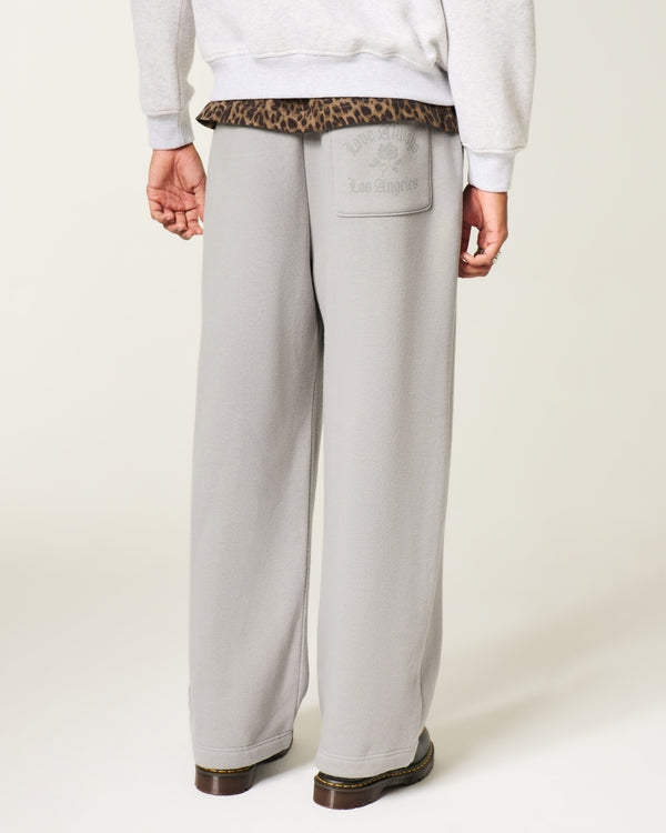 Hollister - Graphic Super Baggy Sweatpants