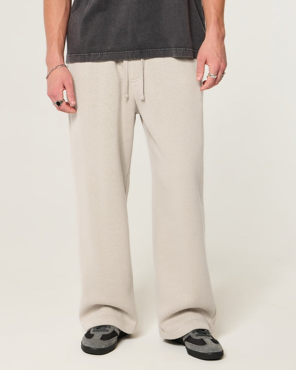 Hollister - Graphic Super Baggy Sweatpants