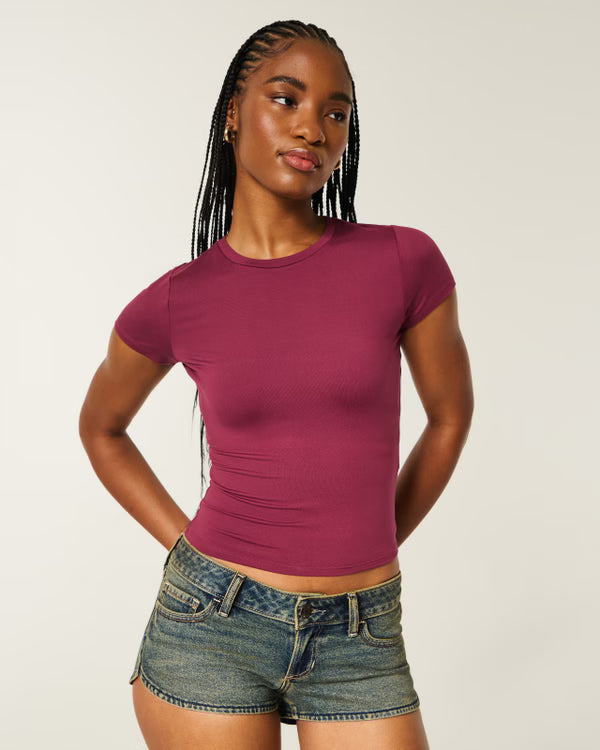 Hollister - Smooth Seamless Fabric Crew Baby Tee