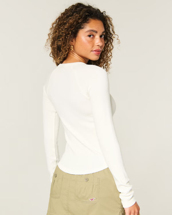 Hollister - Long-Sleeve Raglan Graphic Tee
