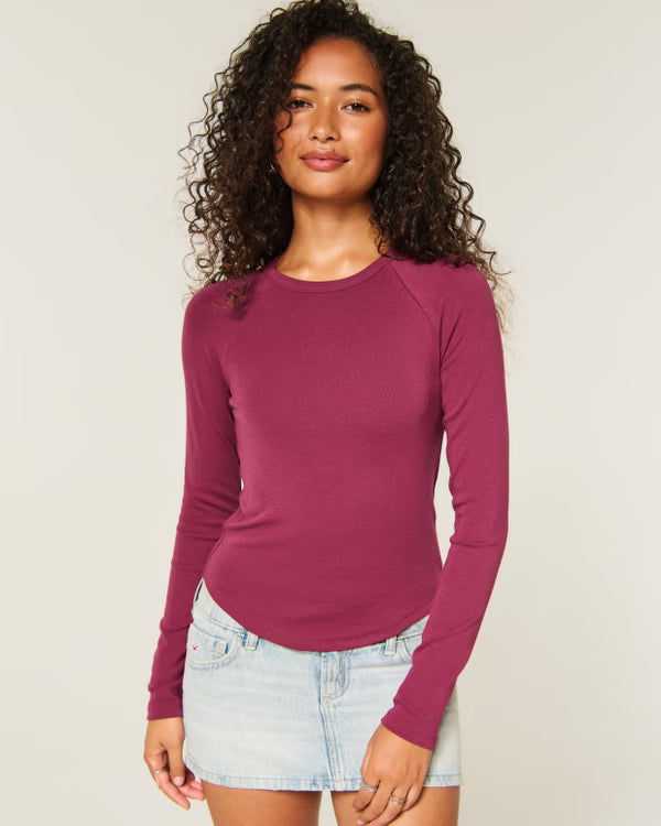 Hollister - Long-Sleeve Raglan Graphic Tee