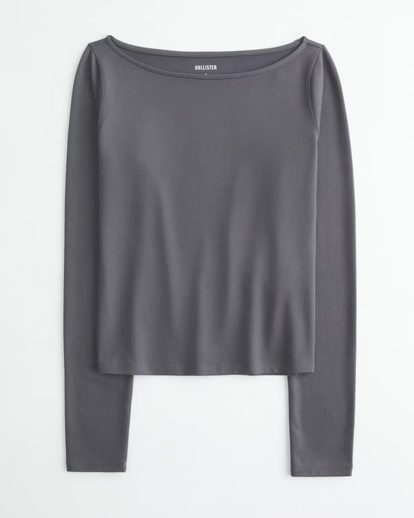 Hollister - Soft Stretch Seamless Fabric Slash-Neck Top