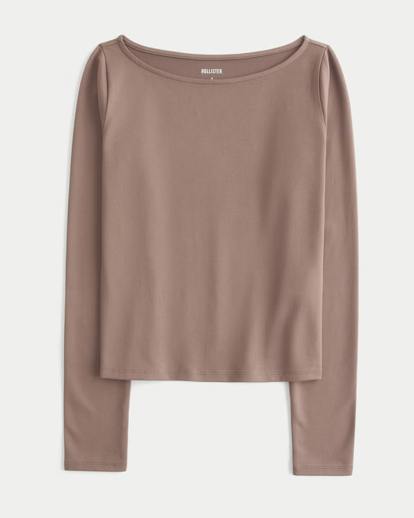 Hollister - Soft Stretch Seamless Fabric Slash-Neck Top