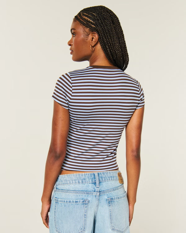 Hollister - Smooth Seamless Fabric Crew Baby Tee