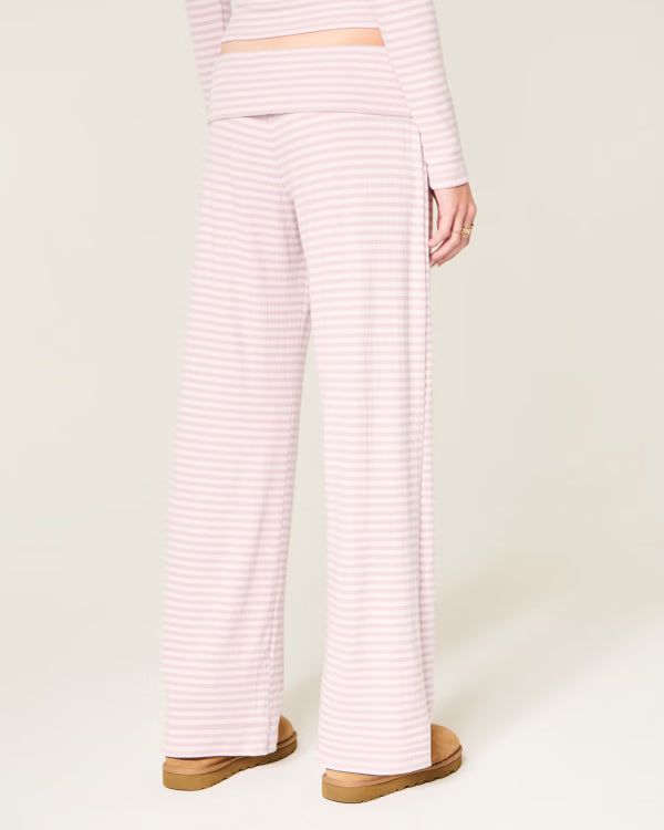 Hollister - Ultimate Cosy Pointelle Foldover Waist Wide Leg Trousers