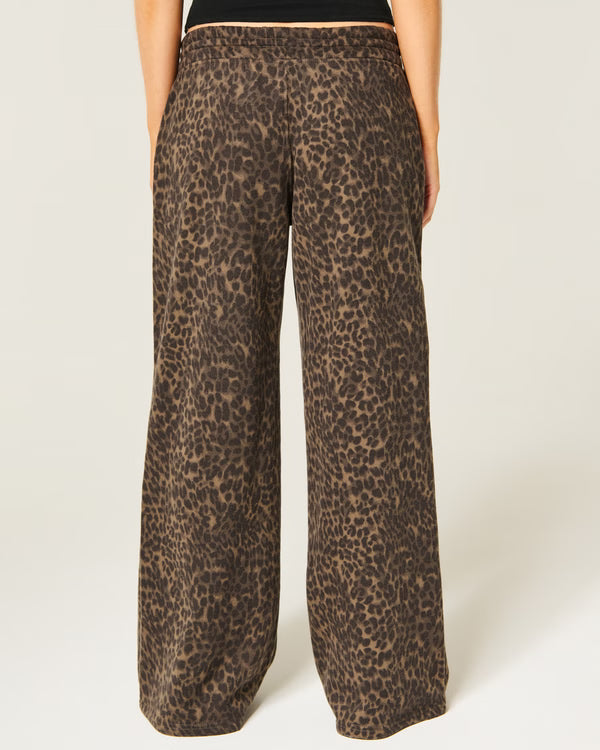 Hollister - Hollister Feel Good Low-Rise Baggy Sweatpants