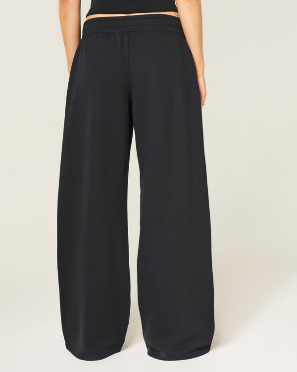 Hollister - Hollister Feel Good Low-Rise Baggy Sweatpants