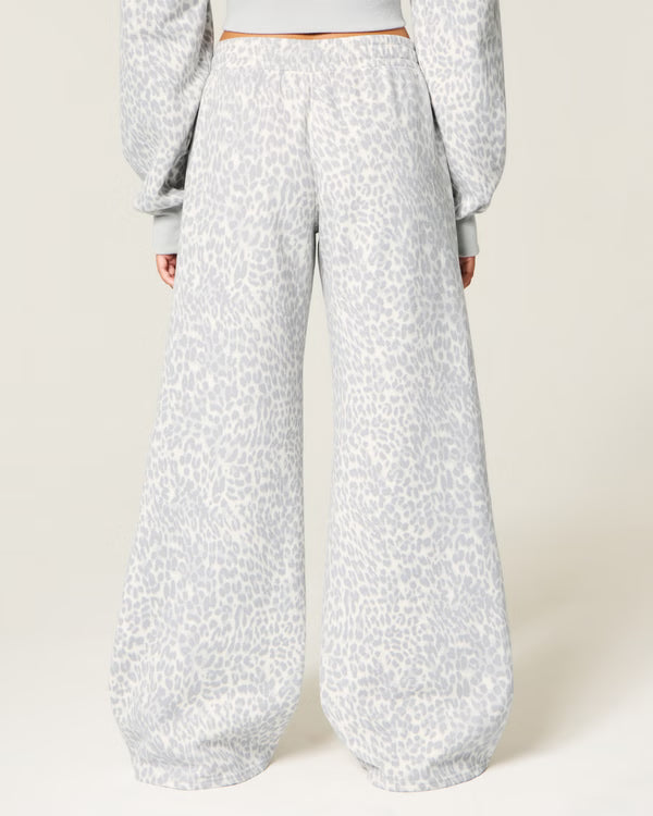 Hollister - Hollister Feel Good Low-Rise Baggy Sweatpants