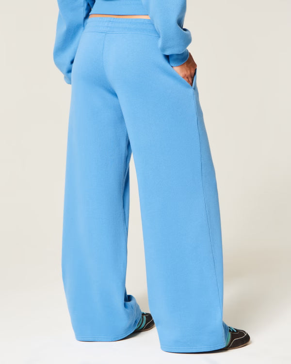 Hollister - Hollister Feel Good Low-Rise Baggy Sweatpants