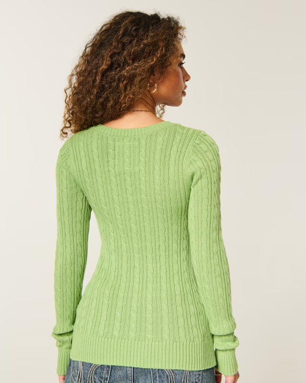 Hollister - Ivy Cable-Knit V-Neck Sweater