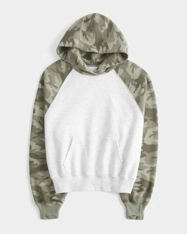 Hollister - Feel Good Classic Fit Leopard Hoodie