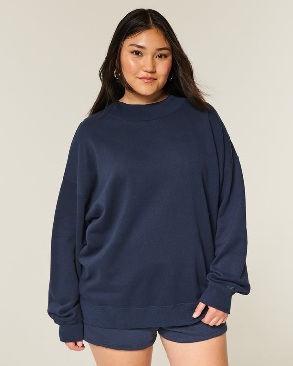 Hollister - Oversized Mock-Neck Sweatshirt