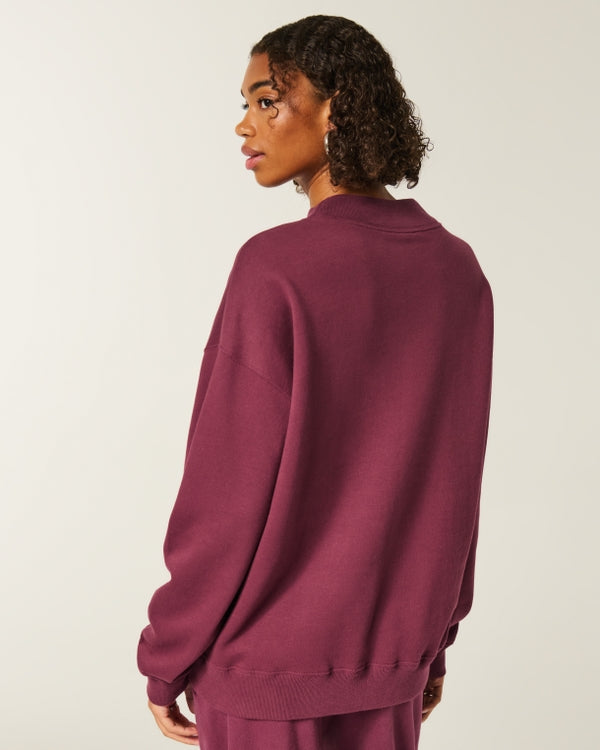 Hollister - Oversized Mock-Neck Sweatshirt