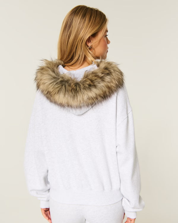 Hollister - Feel Good Faux Fur Trim Logo Zip-Up Hoodie