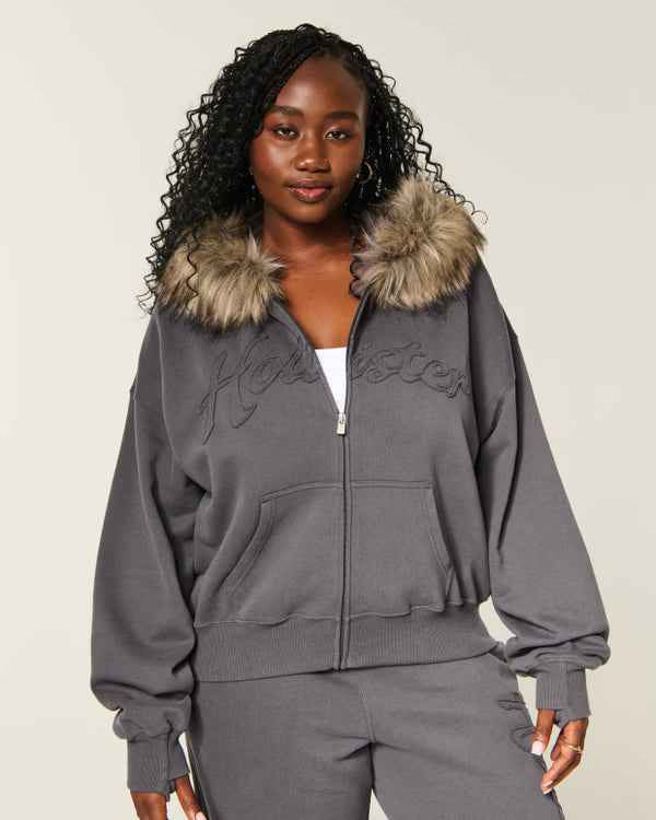 Hollister - Feel Good Faux Fur Trim Logo Zip-Up Hoodie
