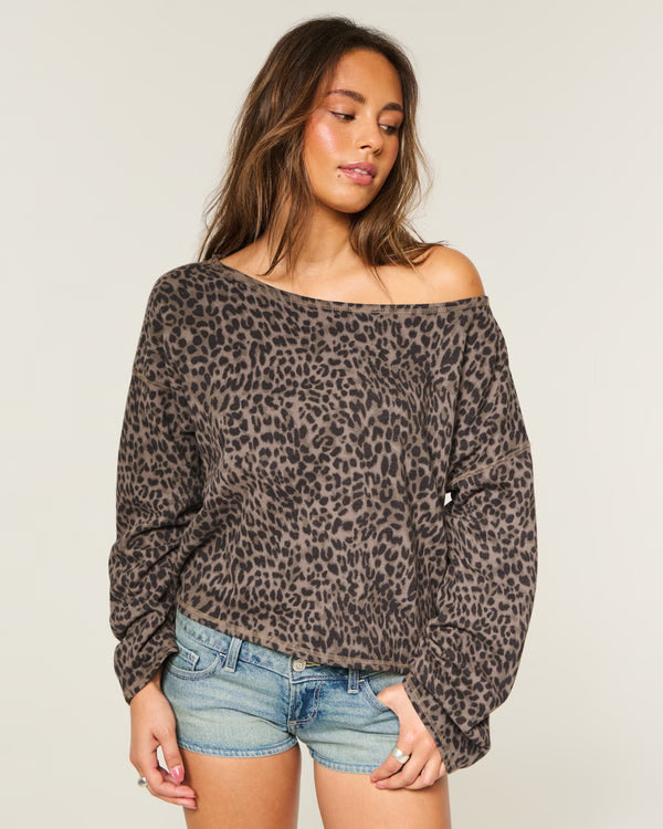 Hollister - Easy Off-the-Shoulder Leopard Print Terry Sweatshirt